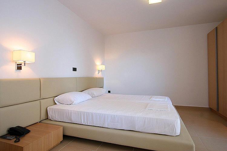Summertime Boutique Hotel & Spa Platanés 外观 照片