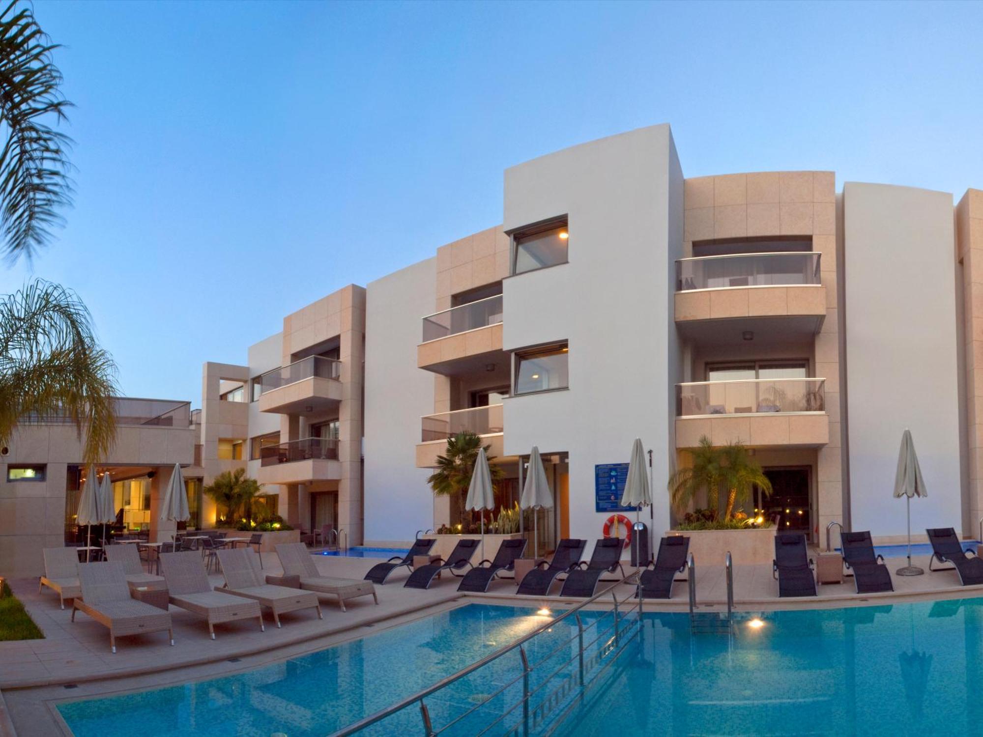 Summertime Boutique Hotel & Spa Platanés 外观 照片