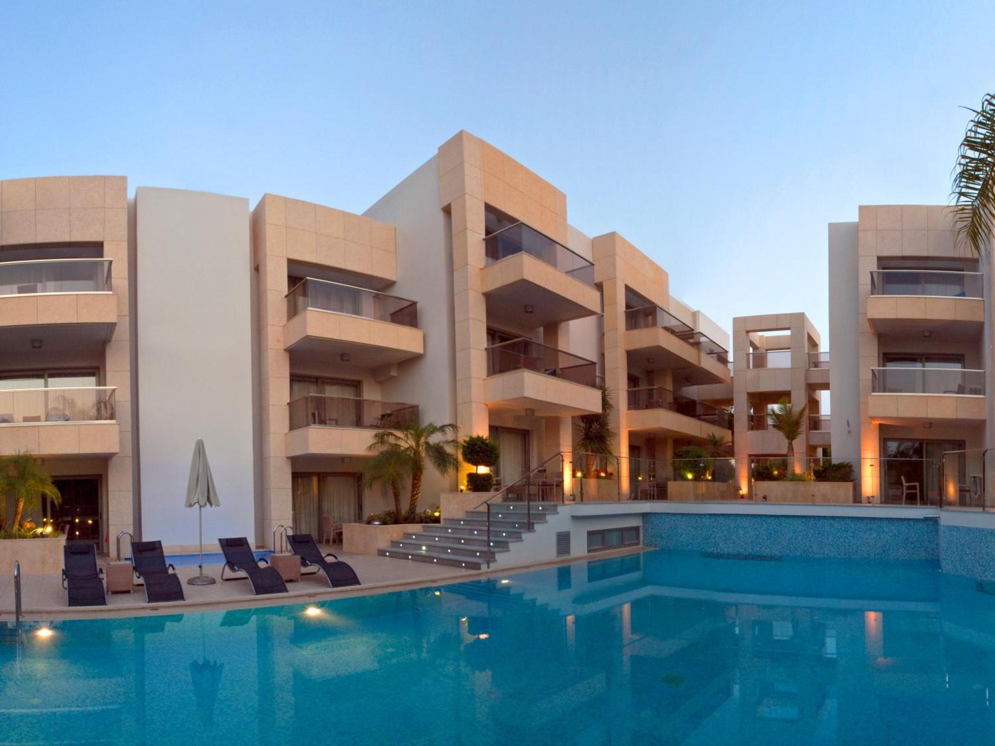 Summertime Boutique Hotel & Spa Platanés 外观 照片